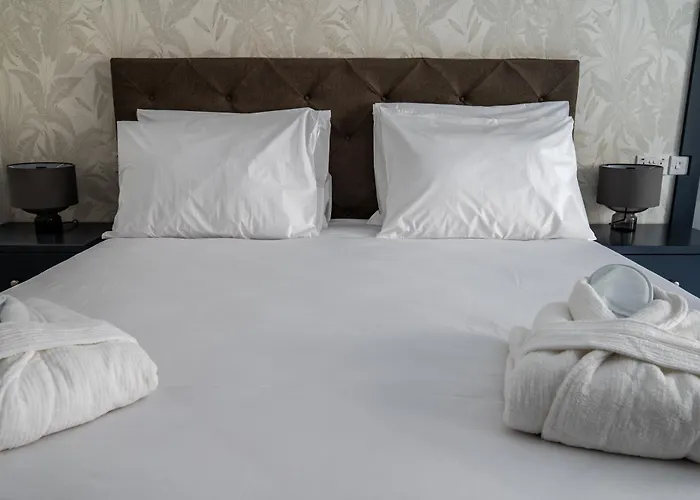 The Republic Boutique 4*