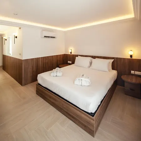 The Republic Boutique Отель