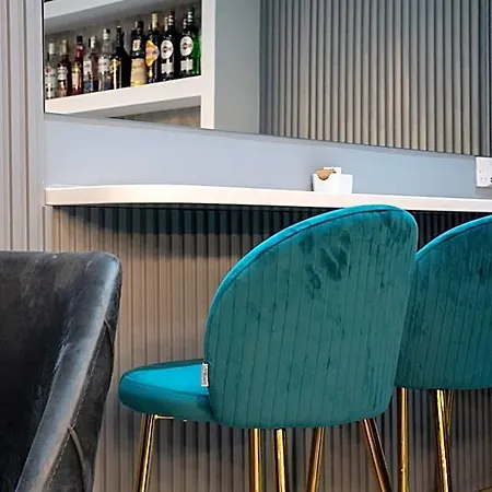 The Republic Boutique 4*